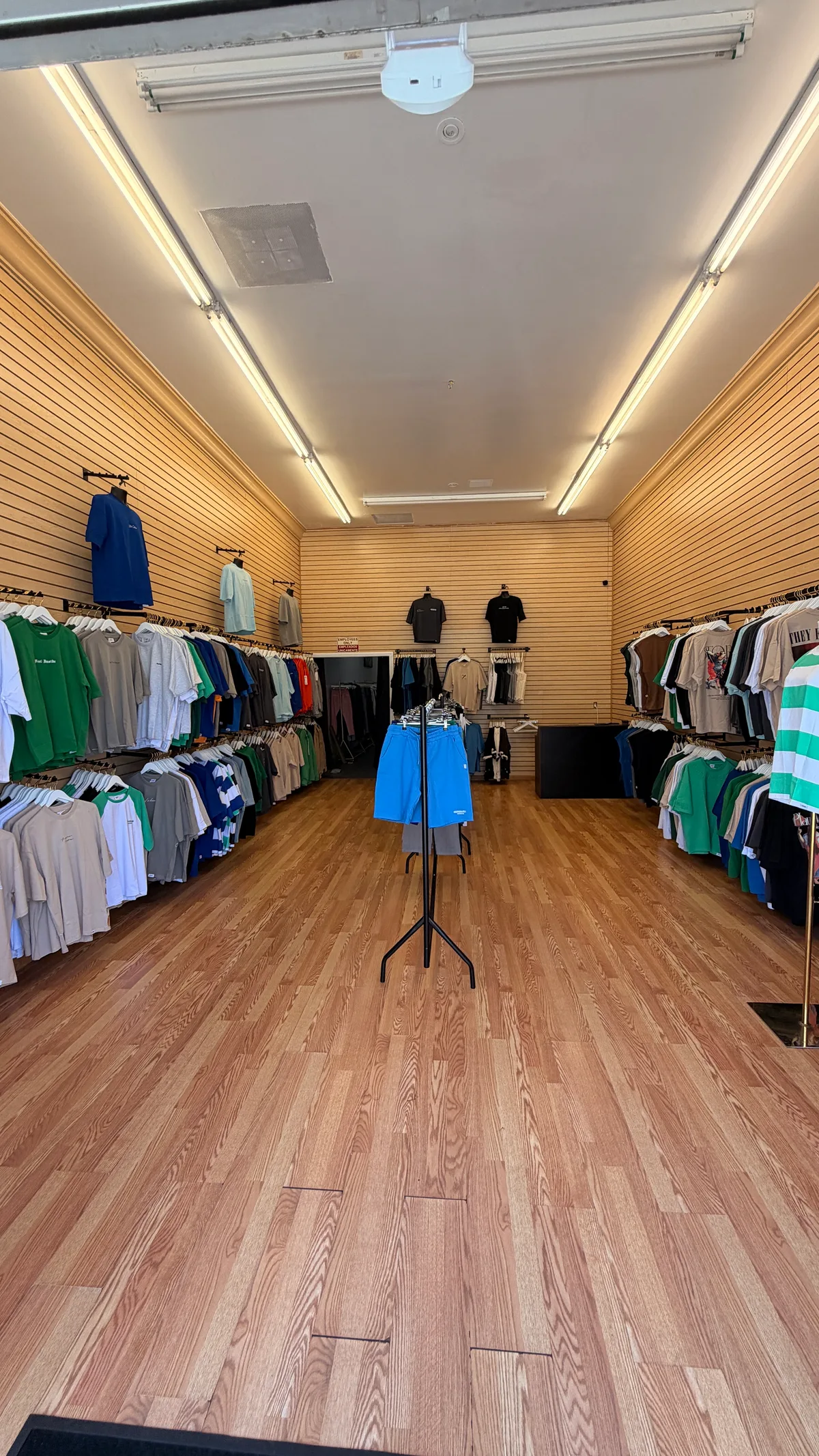 Retail Space and Showroom in DTLA Fashion District, 47 sqm, pop up store in Los Angeles, additional interior view