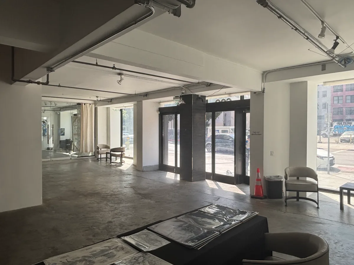 Retail Space Available for Coffee Vendor in Historic Core, 47 sqm, pop up store in Los Angeles, additional interior view