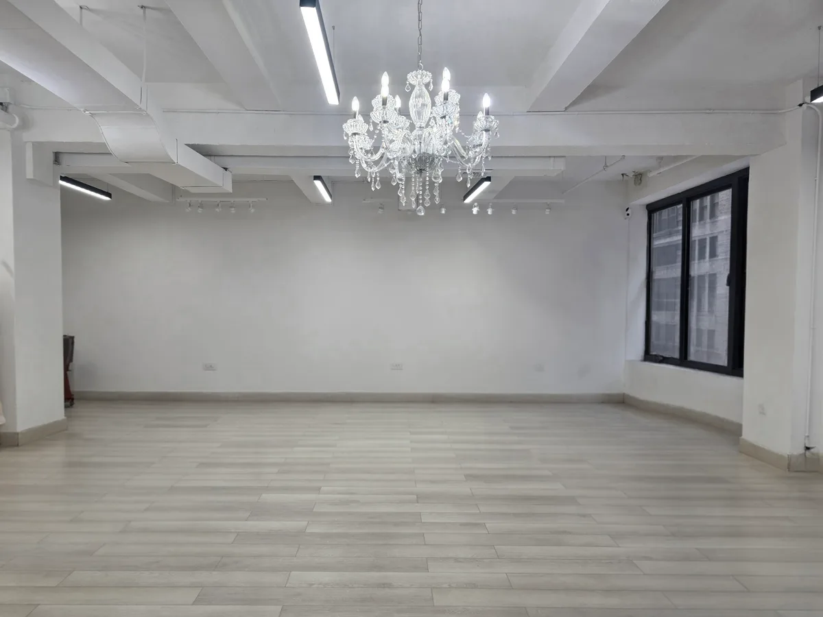 Retail Space Available in Established NYC Bridal Boutique, 149 sqm, pop up store in New York, additional interior view