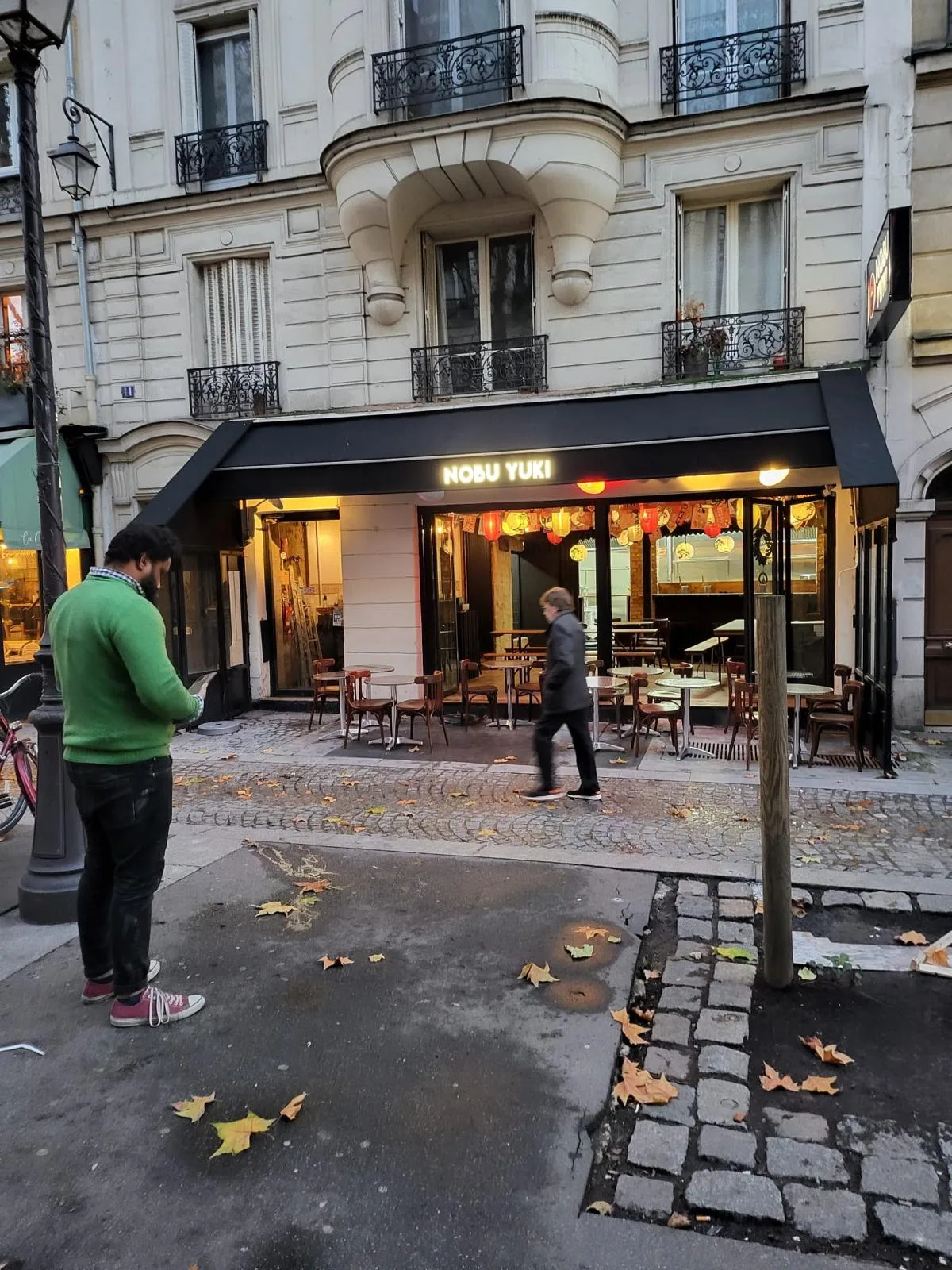 Retail Space Available in the Marais District, 150 sqm, pop up store in Paris, interior view