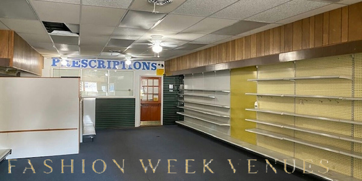Retail Space Available on High Traffic Corner Lot, 232 sqm, pop up store in Edwardsville, second interior view