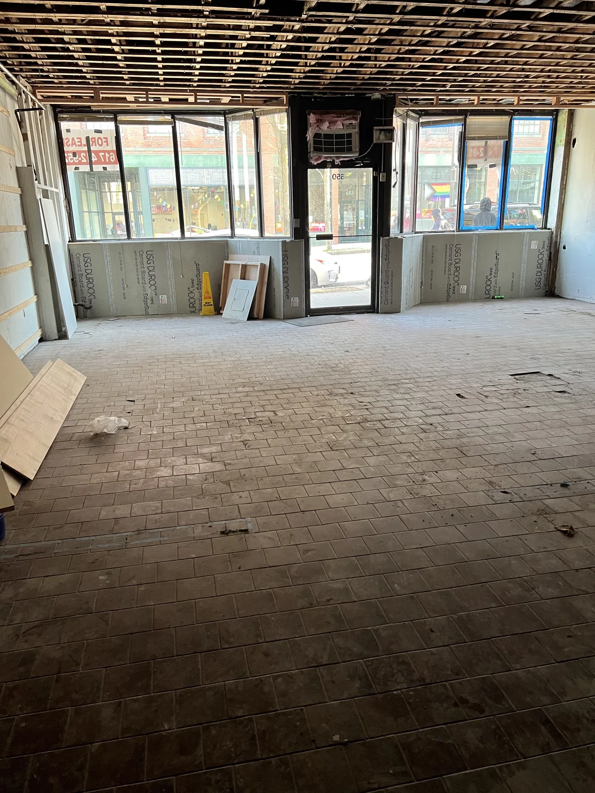 Retail Space for Lease on Main Street, Worcester, 150 sqm, pop up store, third interior view