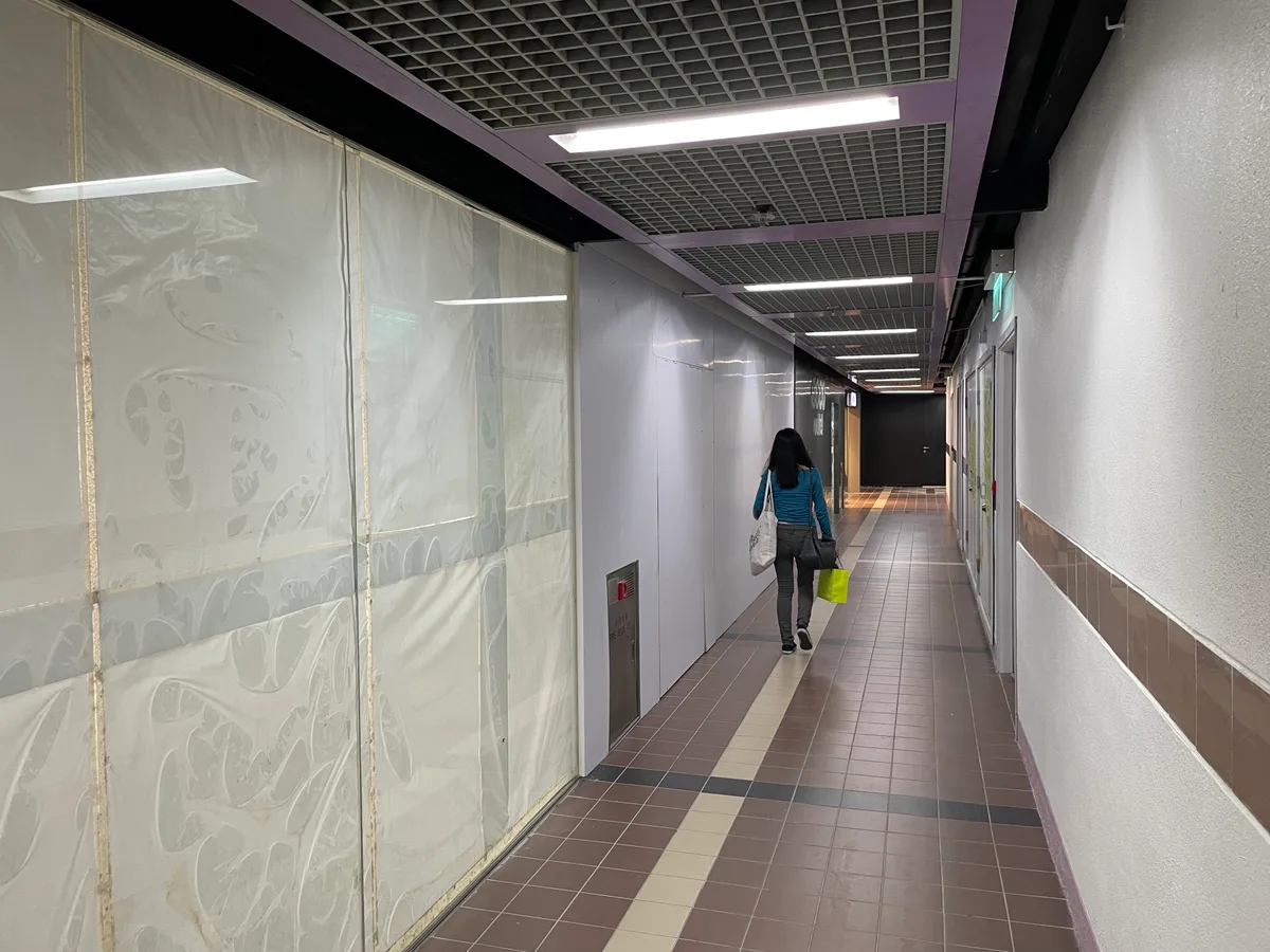 Retail Space in Established Outlet Mall, Hong Kong, 258 sqm, retail activation, pop-up rental, interior view
