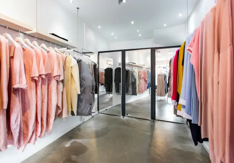 Retail Space in Hampstead, London — 4
