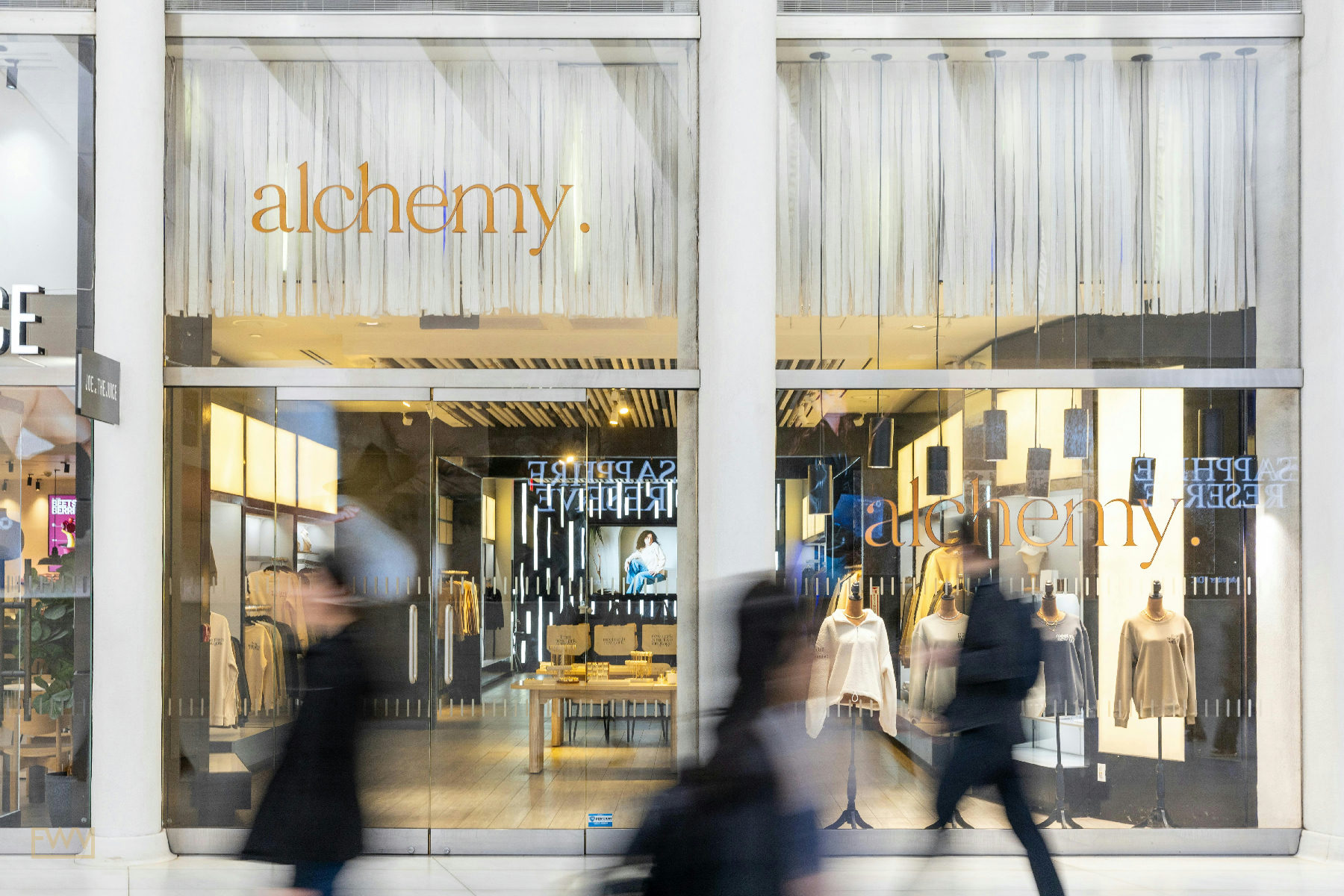 Retail Space in the Oculus, 185 Greenwich Street, 93 sqm, pop up store in New York