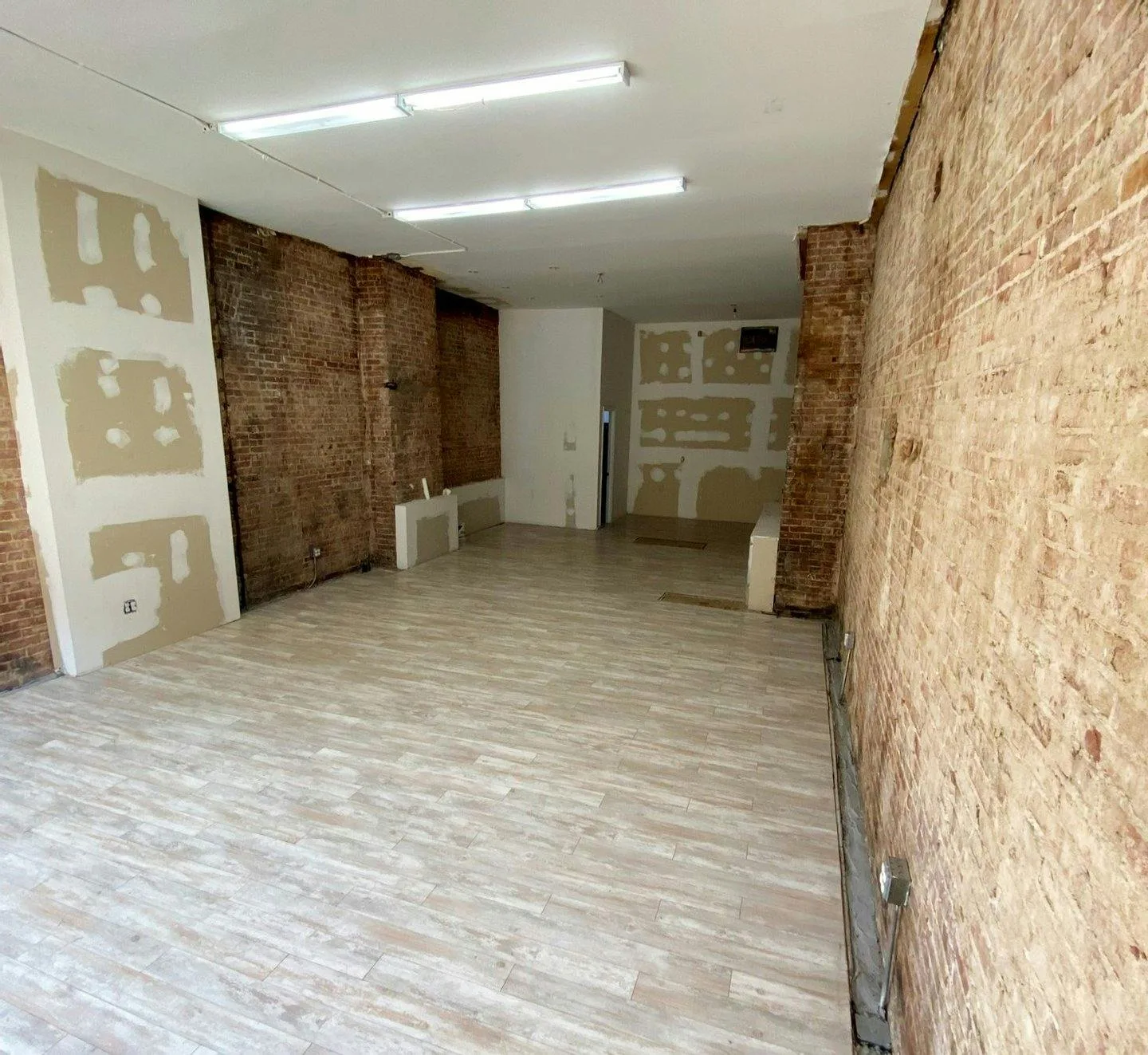 Retail Space on Columbus Avenue, Upper West Side — 2