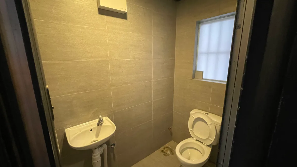 Retail Unit Available on Affluent Street in Causeway Bay, 50 sqm, retail activation, pop-up rental in Hong Kong, additional…