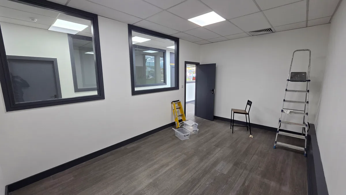 Retail Units Available at Catford Indoor Market, 16 sqm, pop up store in Greater London, third interior view