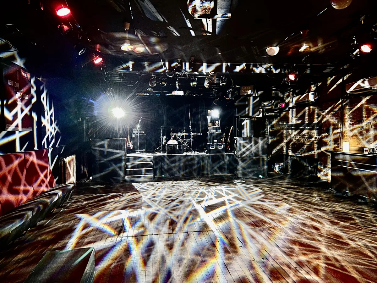 Rivoli Nightclub and Live Music Bar for Sale, 929 sqm, live performance, pop-up rental in Toronto, third interior view