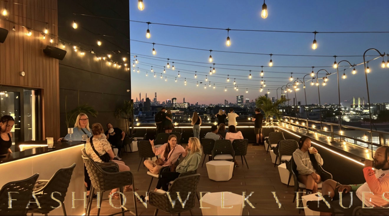 Rooftop Bar with Stunning Views in Bushwick, Brooklyn, 139 sqm, pop up store