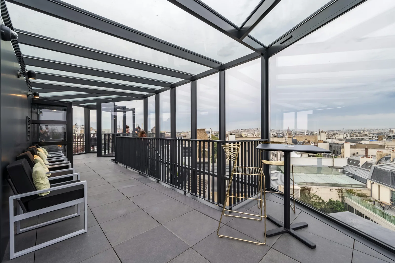 Rooftop Loft on Avenue des Champs-Elysees, Paris — 5