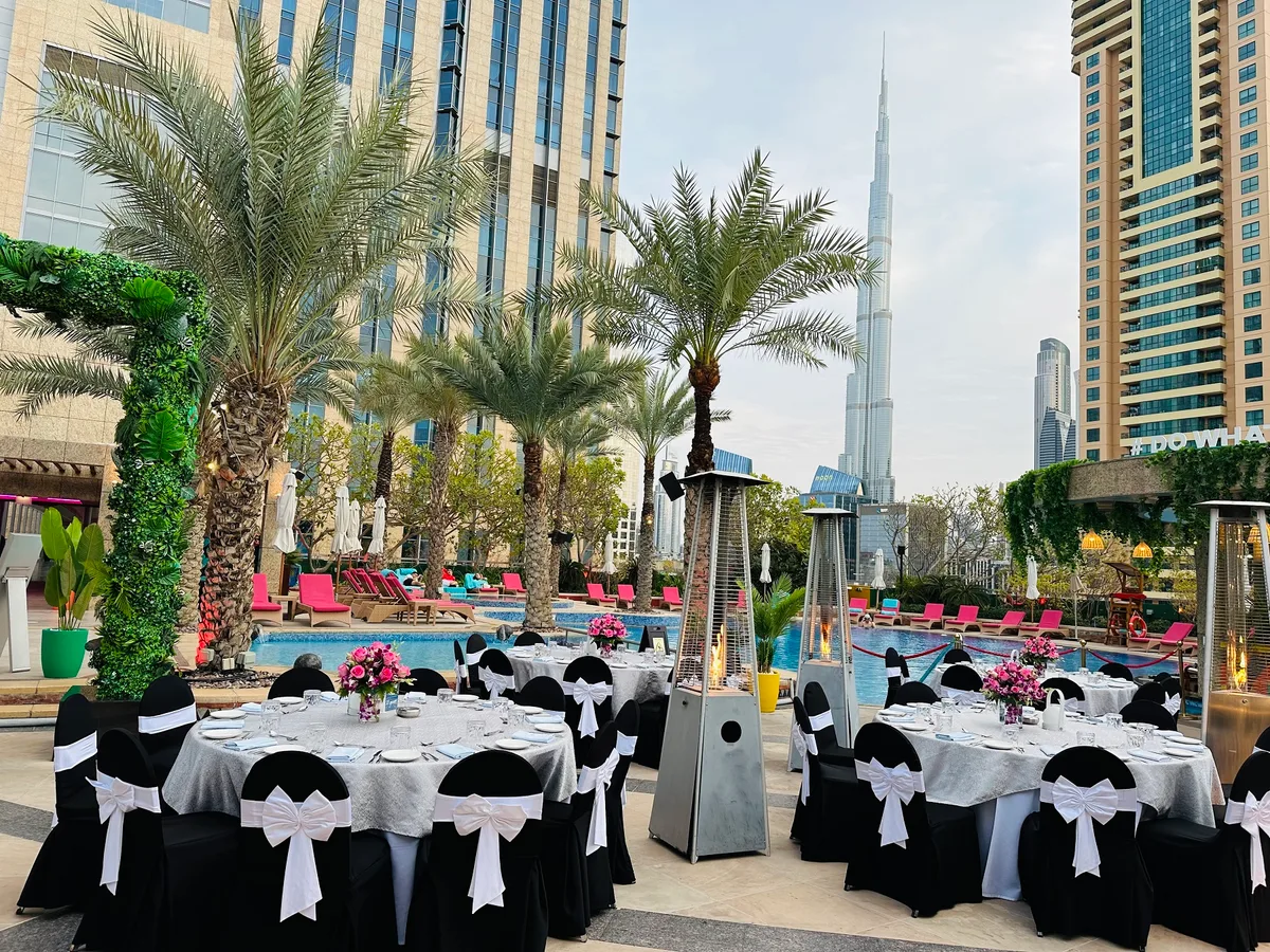 Rooftop Poolside Venue with Burj Khalifa Views, 240 sqm, brand activation, pop-up rental in دبي, additional interior view