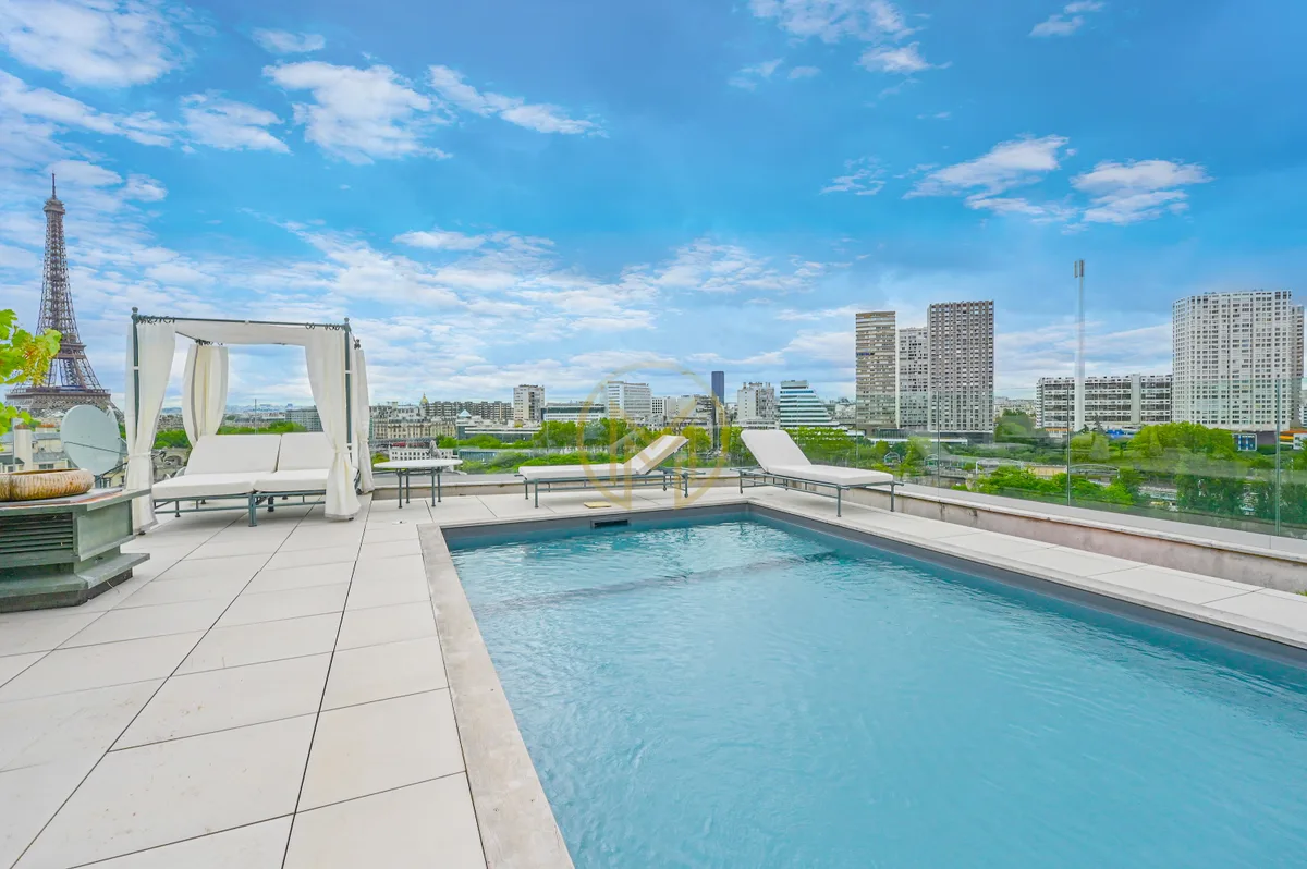 Rooftop Terrace with Pool and Iconic Views, 170 sqm, photo shoot, pop-up rental in Paris, second interior view
