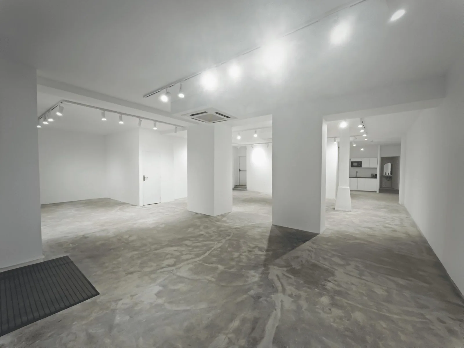 Rue Chapon Showroom in Le Marais, Paris — 3