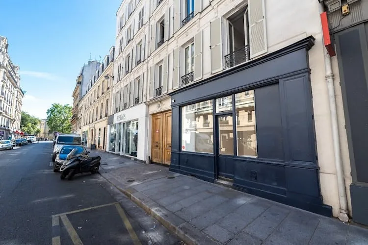 Rue des Filles du Calvaire Boutique Ephemere — 3