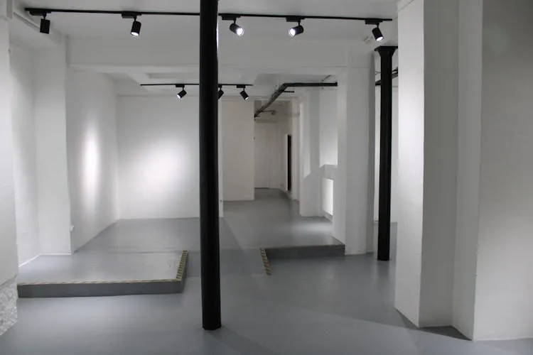 Rue Neuve Popincourt Showroom and Studio in Paris — 2