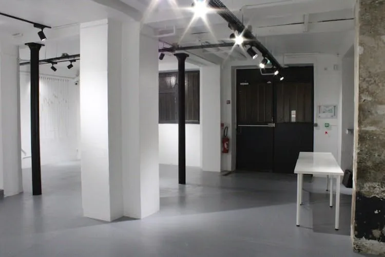 Rue Neuve Popincourt Showroom and Studio in Paris — 3