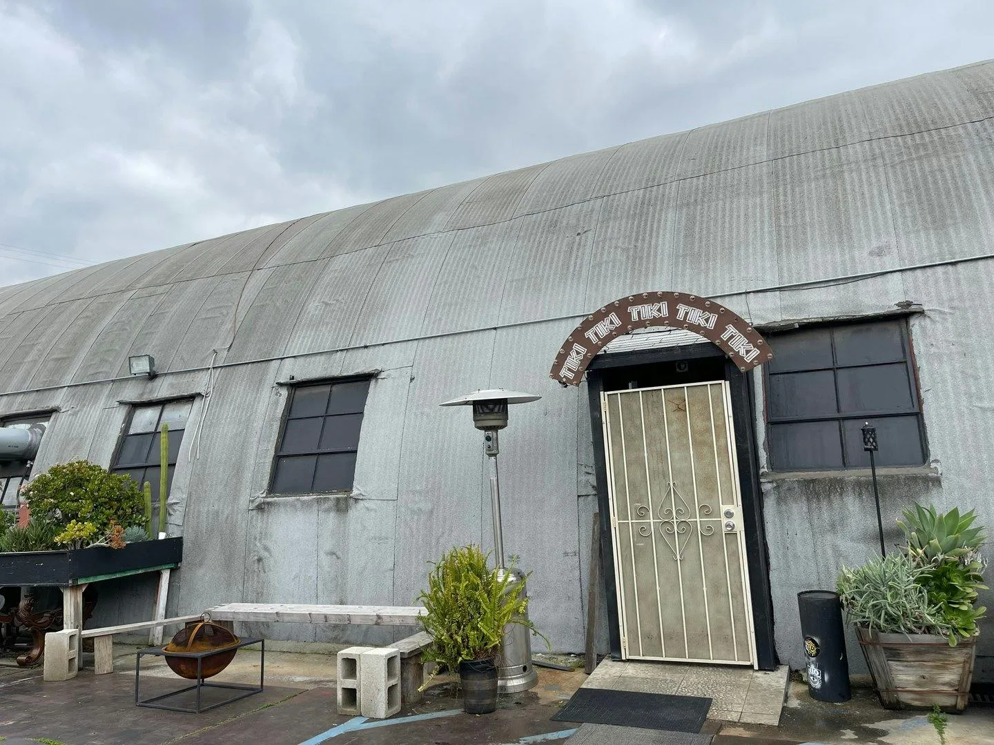 Rustic Open Air Yard and Production Hanger in Los Angeles — 2