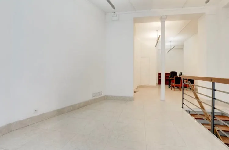 Saint-Honoré Pop Up Boutique - 1er Arrondissement — 4