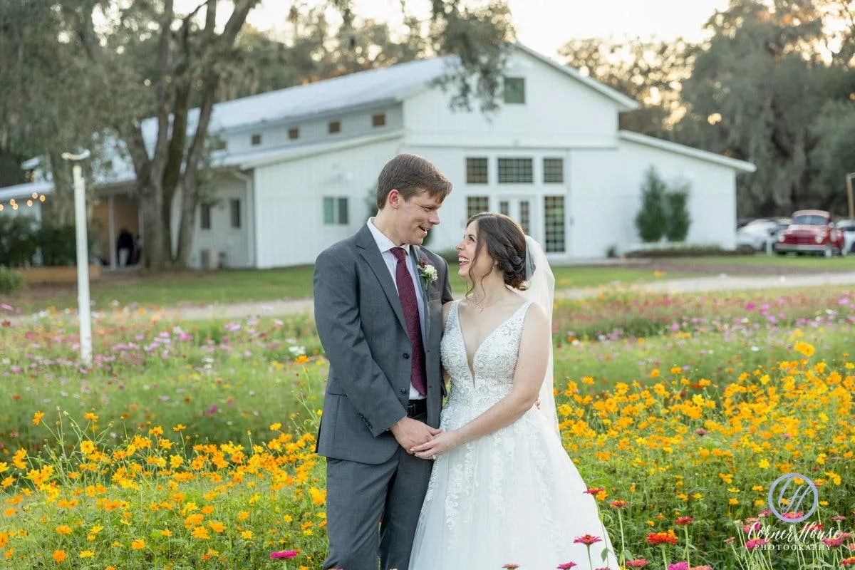 Secluded Florida Wildflower Fields and Chapel in Seffner — 2
