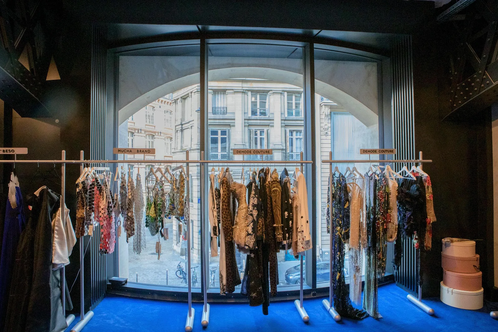 Second-Floor Retail Space on Rue Étienne Marcel, Paris — 2