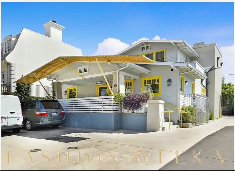 Second-Generation Restaurant Opportunity in Hancock Park, 242 sqm, retail activation, pop-up rental in Los Angeles