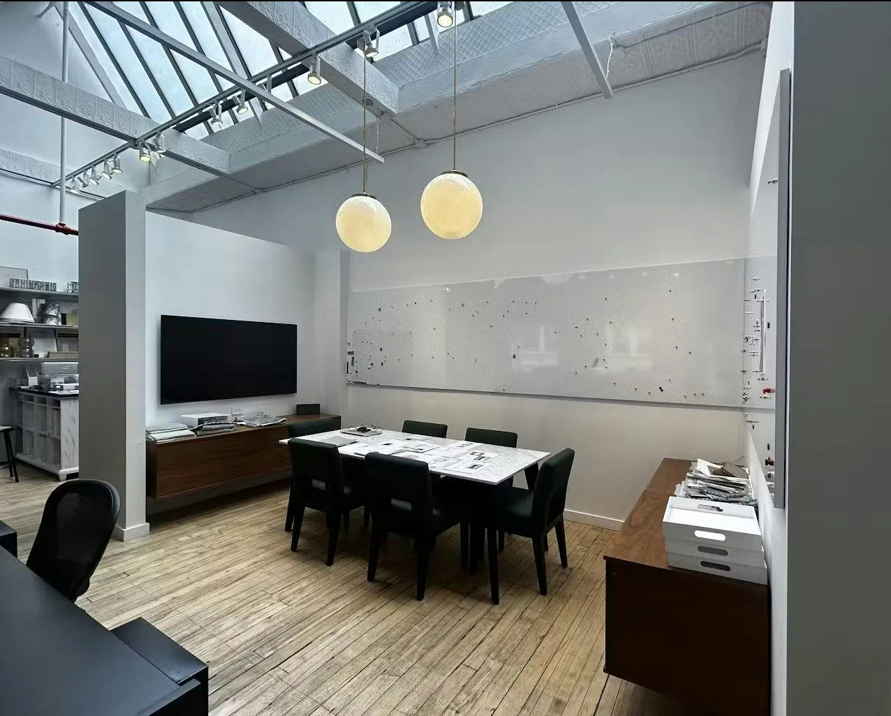 Shared Office Space in Manhattan's Flatiron District — 2
