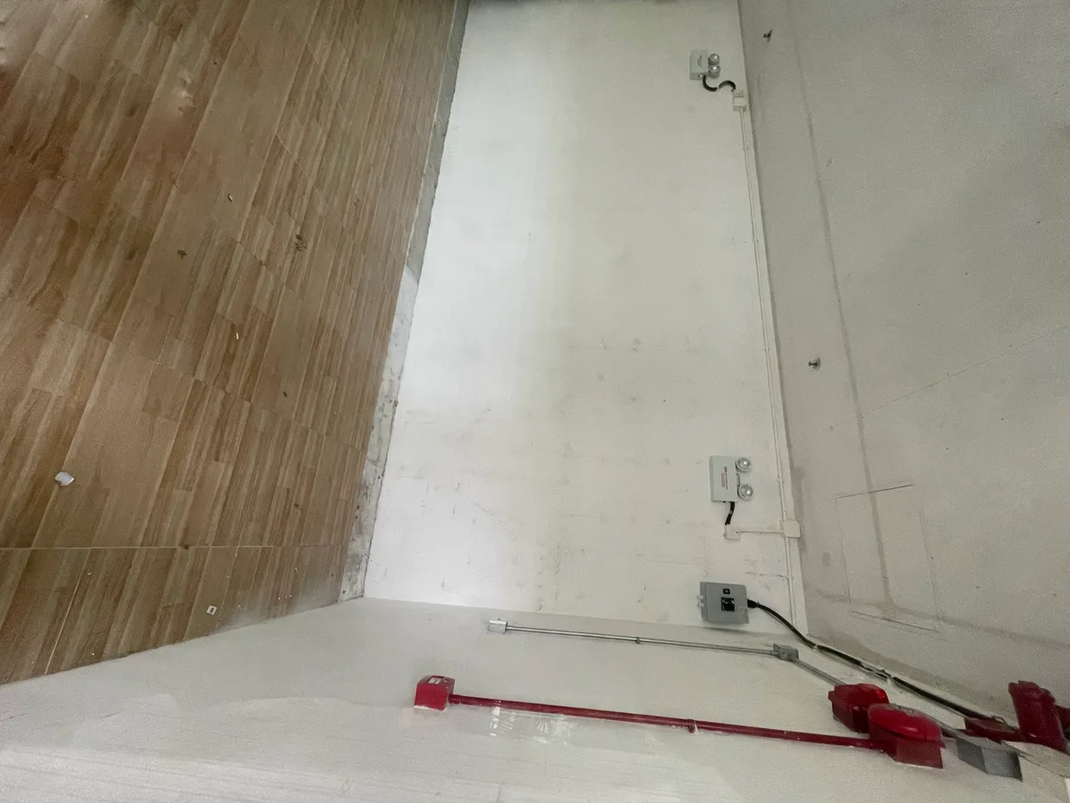 Shop for Rent in Kowloon Bay Residential Area, 37 sqm, pop up store in Hong Kong, second interior view