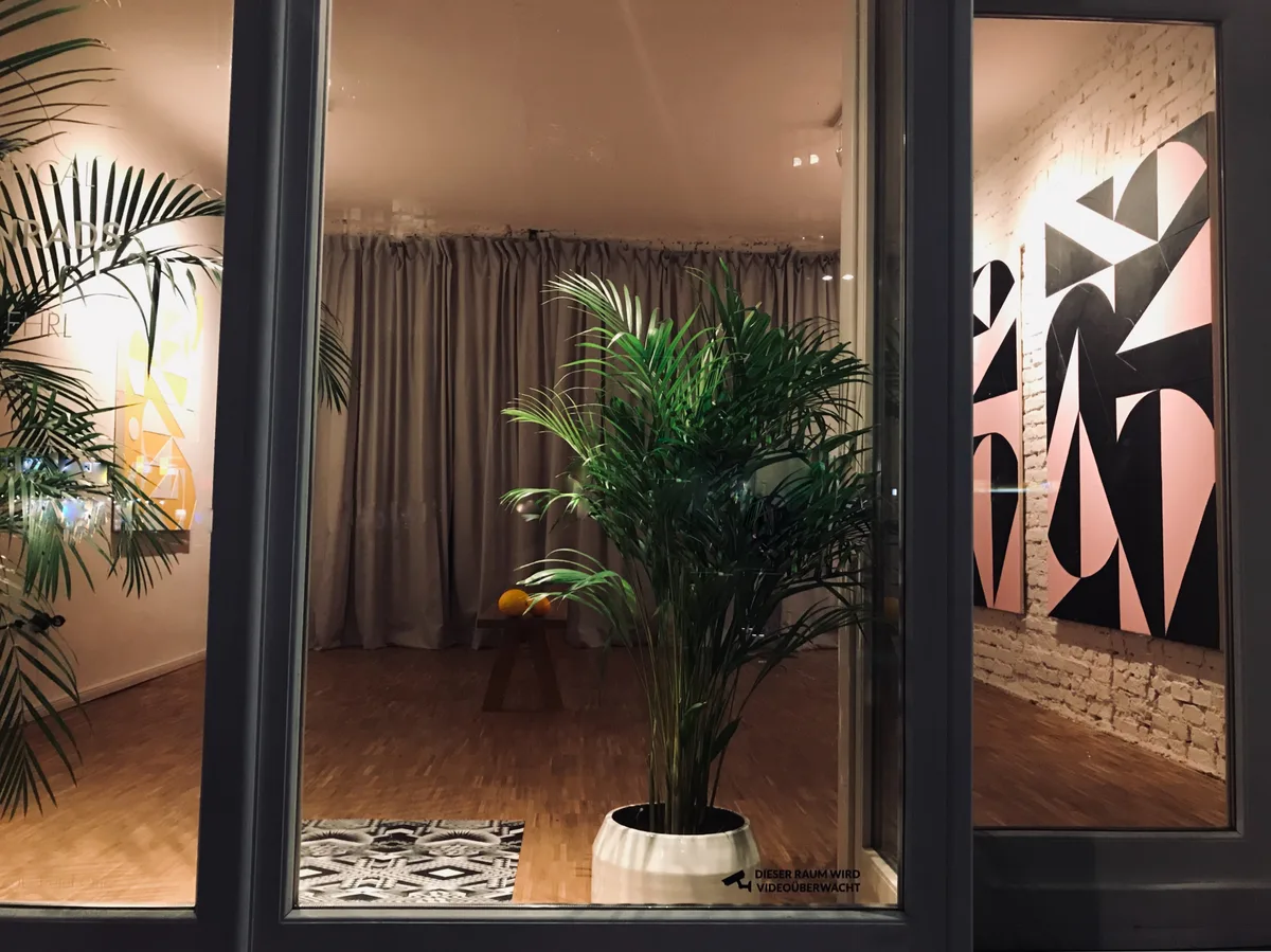 Show Window and Gallery Space on Torstrasse, Berlin, 63 sqm, showroom presentation, pop-up rental, additional interior view
