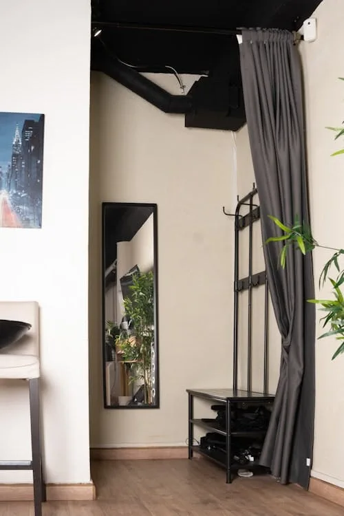 Showroom and Concept Store on Avenue de Verdun, Romainville — 3