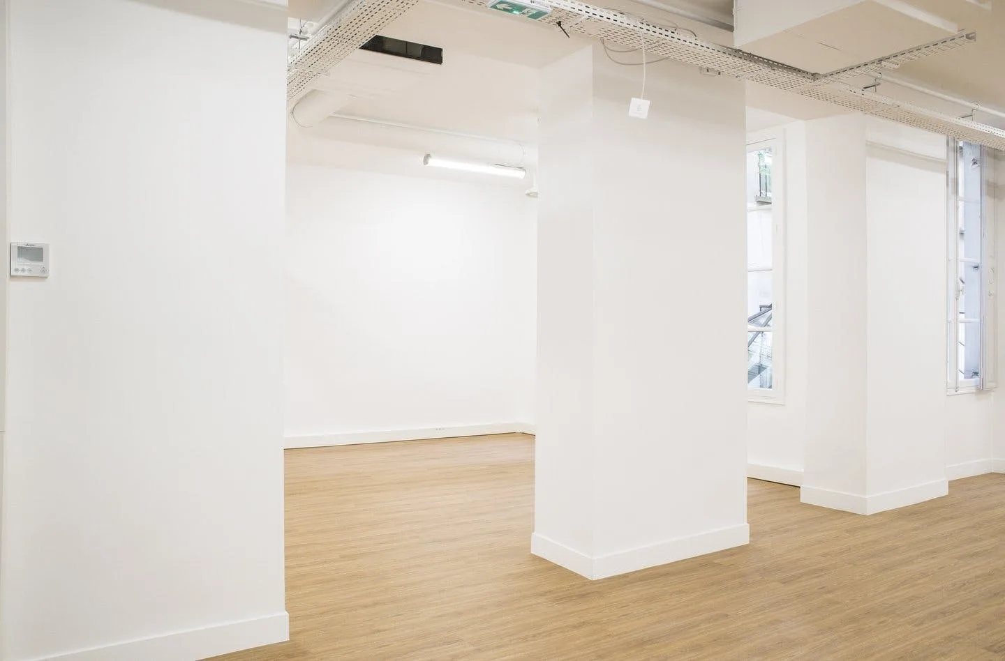 Showroom and Event Space on Rue Saint-Martin, Paris — 5