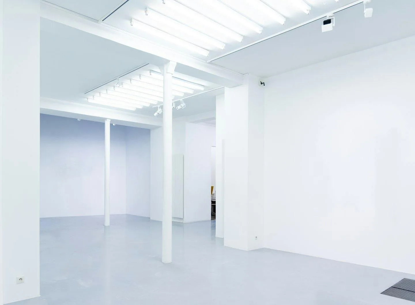 Showroom and Gallery in the Haut Marais, Paris — 2