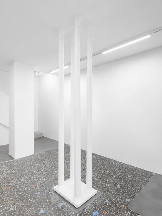 Showroom and Gallery on Rue Dauphine, Saint-Germain-des-Près — 4