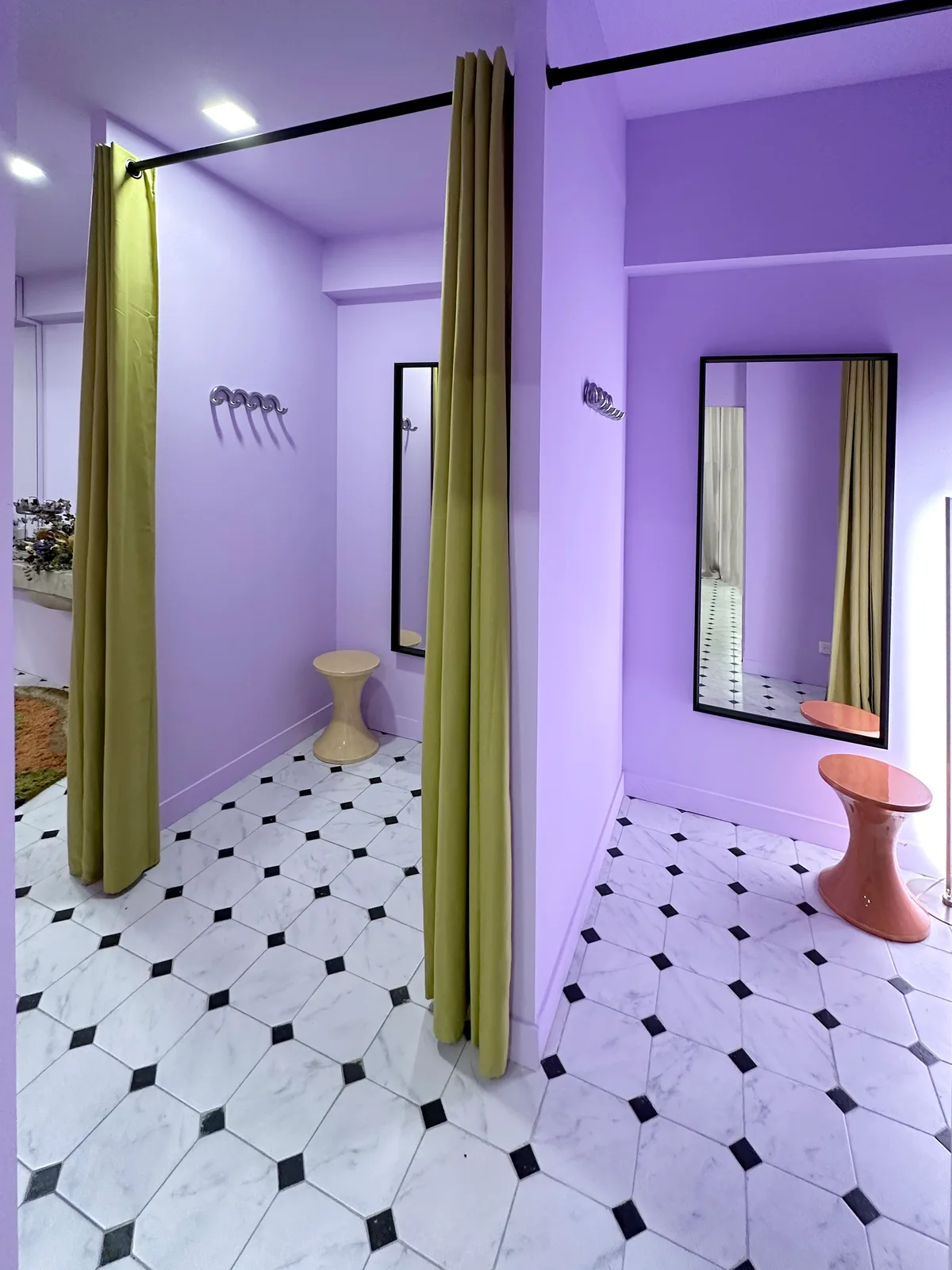 Showroom in Haussmannian Apartment for Events, 120 sqm, showroom presentation, pop-up rental in Marseille, interior view