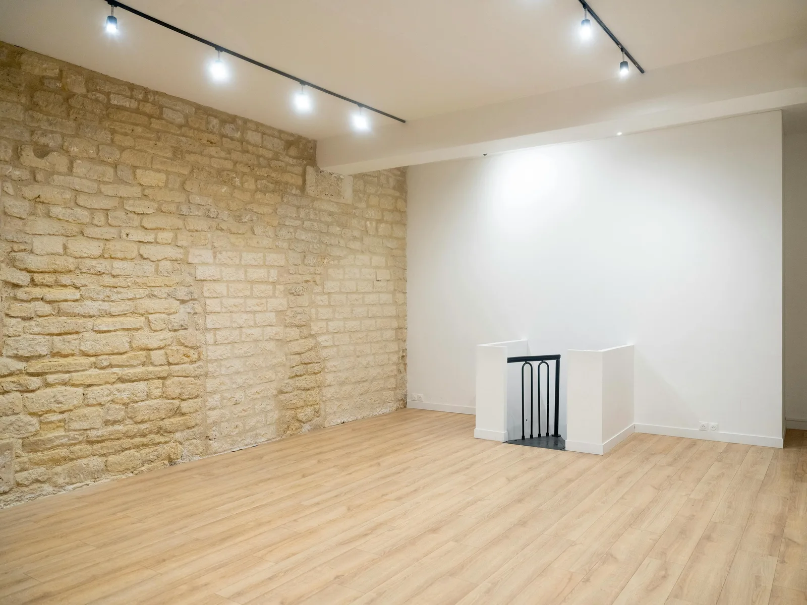 Showroom Palestro near Marais and Palais Royal — 4