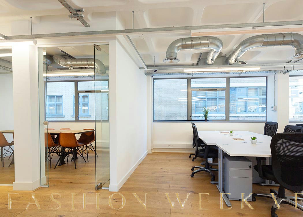 Sixties-Retro Converted Warehouse with Serviced Offices, 19 sqm, networking event, pop-up rental in Portland, second interio…