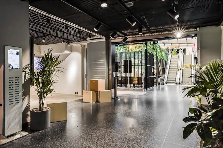Skrapan - Gallery Pop-Up Space in Stockholm — 4