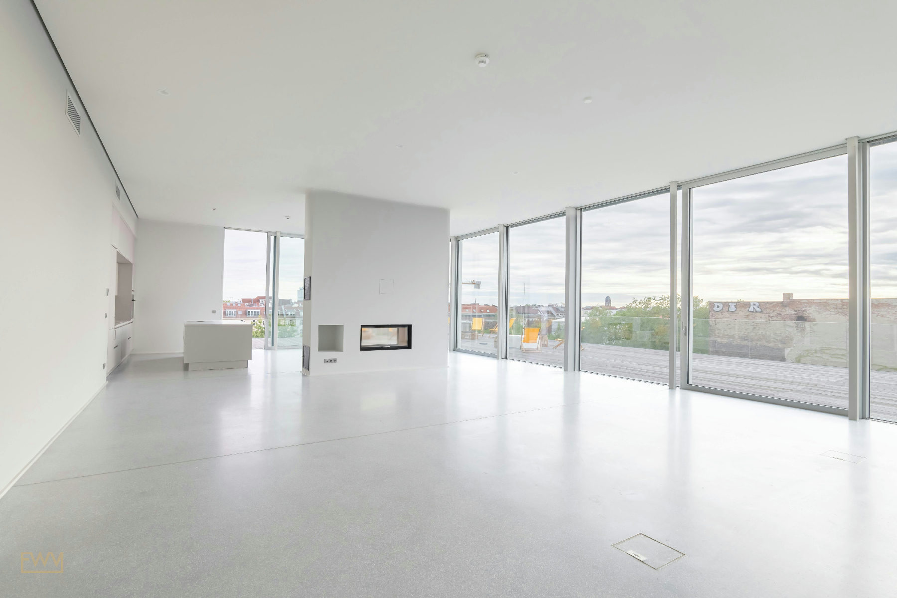 Soiree Rooftop Event Space and Showroom in Berlin, 280 sqm, pop up store