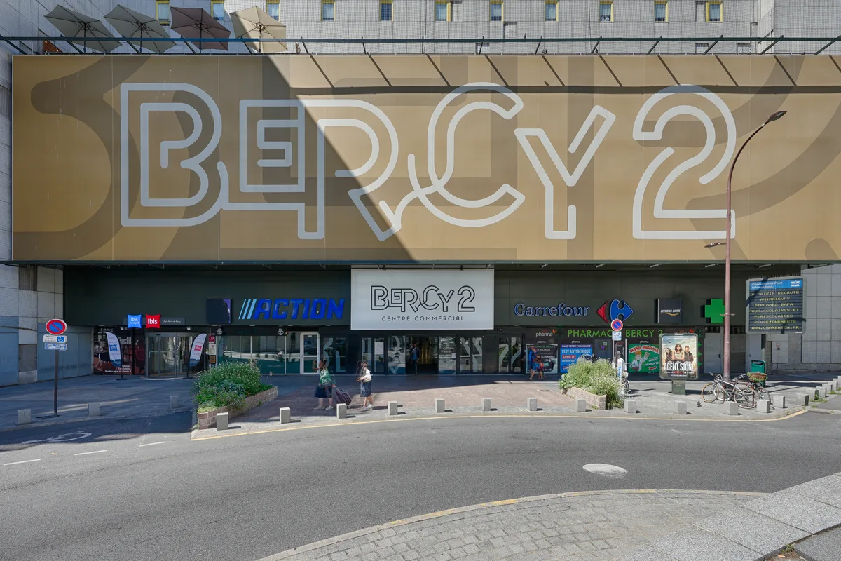 Spacieux Espace Commercial de 2000m2 au Centre Bercy 2, 2000 sqm, pop up store in Charenton-le-Pont, additional interior view