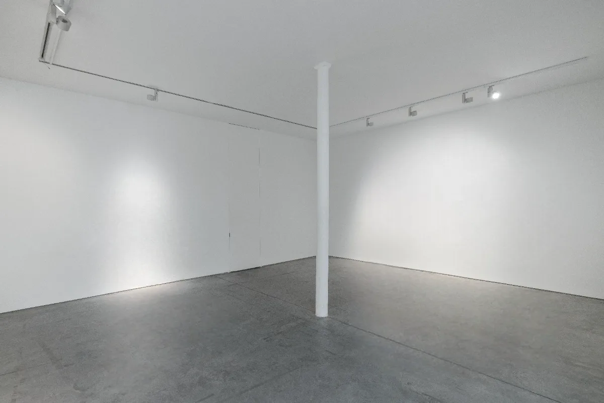 Spacieux espace galerie à louer dans le Marais, 150 sqm, showroom presentation, pop-up rental in Paris, second interior view
