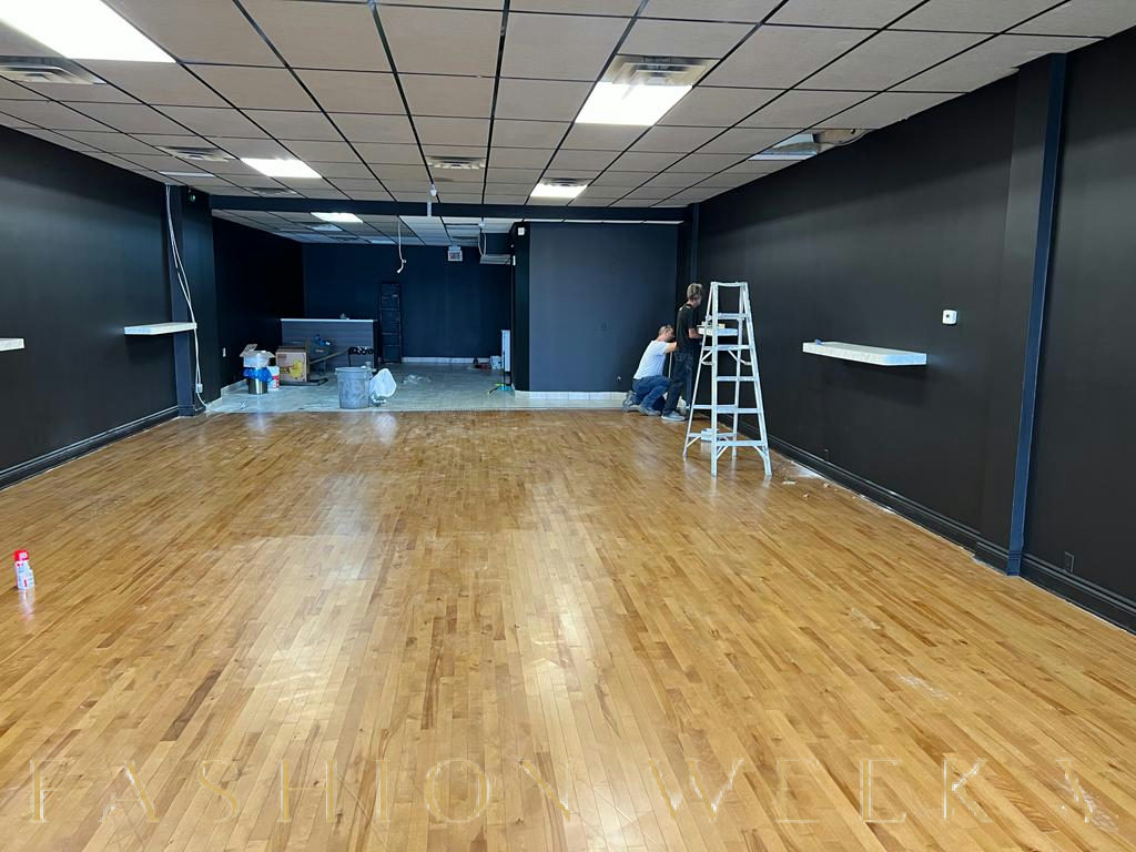 Spacious 2100 sq ft Hall in LaSalle, 195 sqm, pop up store in Montréal