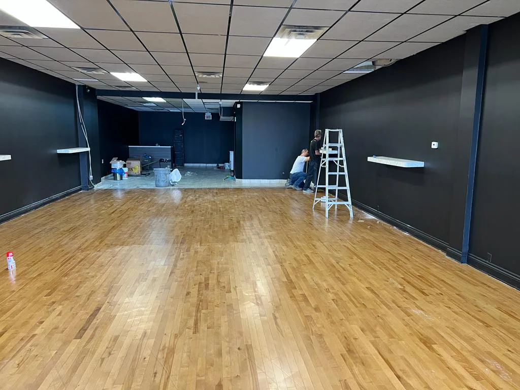 Spacious 2100 sq ft Hall in LaSalle, 195 sqm, pop up store in Montréal