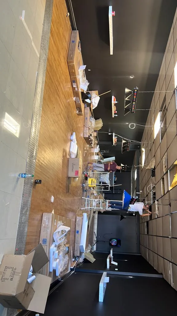 Spacious 2100 sq ft Hall in LaSalle, 195 sqm, pop up store in Montréal, additional interior view