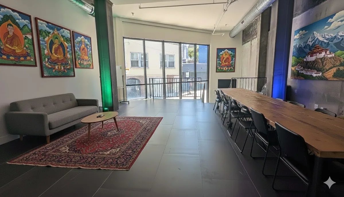 Spacious 6,000 Sq. Ft. Cafe and Gallery for Events, 557 sqm, product launch, pop-up rental in San Francisco, interior view