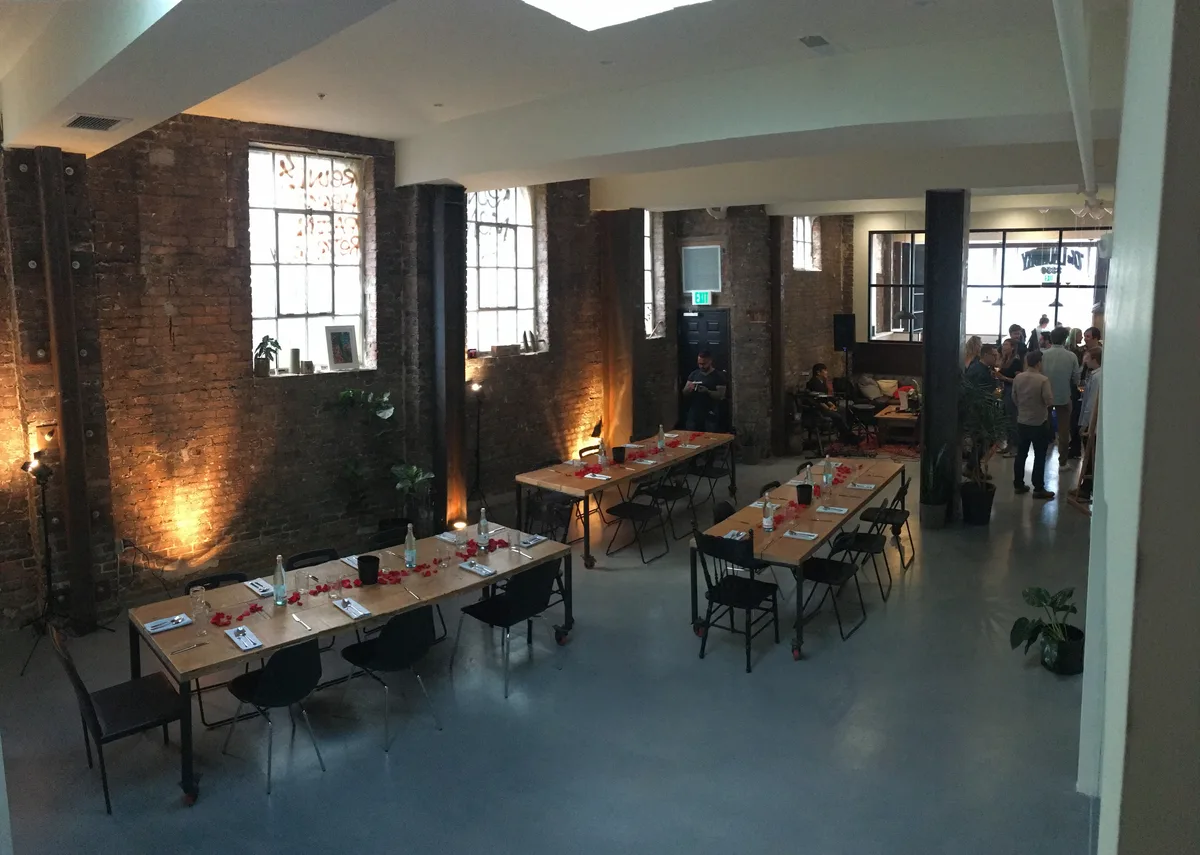 Spacious 6,000 Sq. Ft. Cafe and Gallery for Events, 557 sqm, product launch, pop-up rental in San Francisco, second interior…