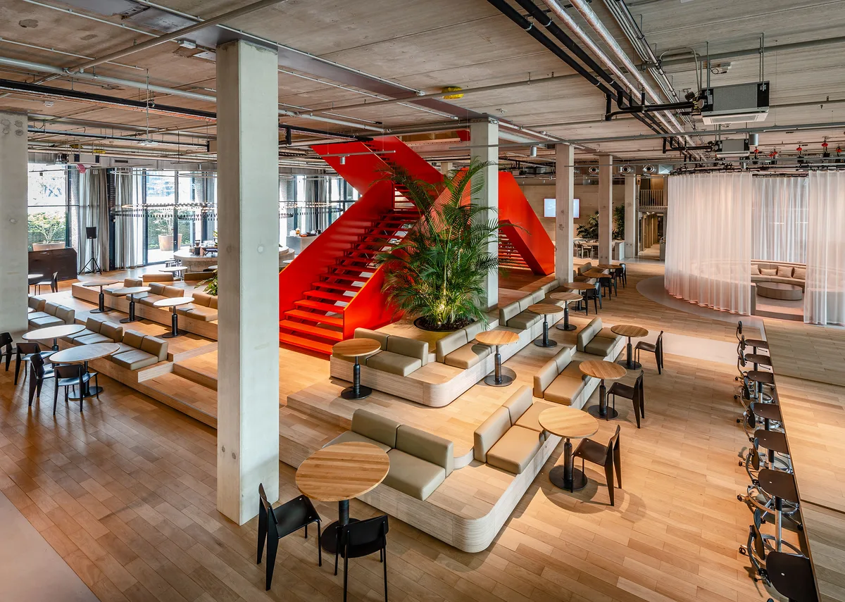 Spacious 800 m² Event Space in Amsterdam Houthavens, pop up store, second interior view