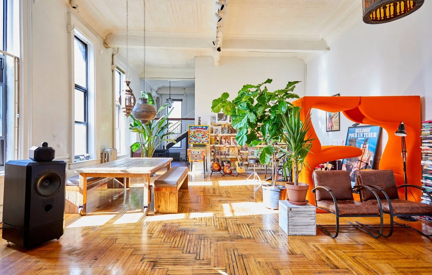 Spacious Chelsea Art Loft in New York — 2