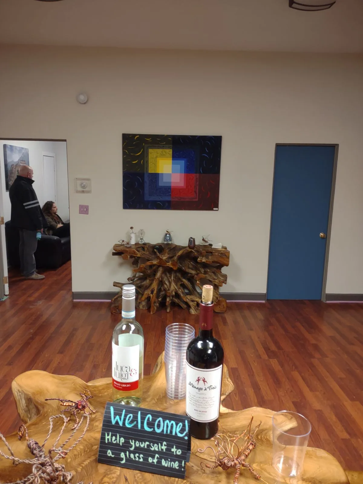 Spacious Contemporary Art Gallery in Chicago, 93 sqm, art exhibition, pop-up rental, third interior view