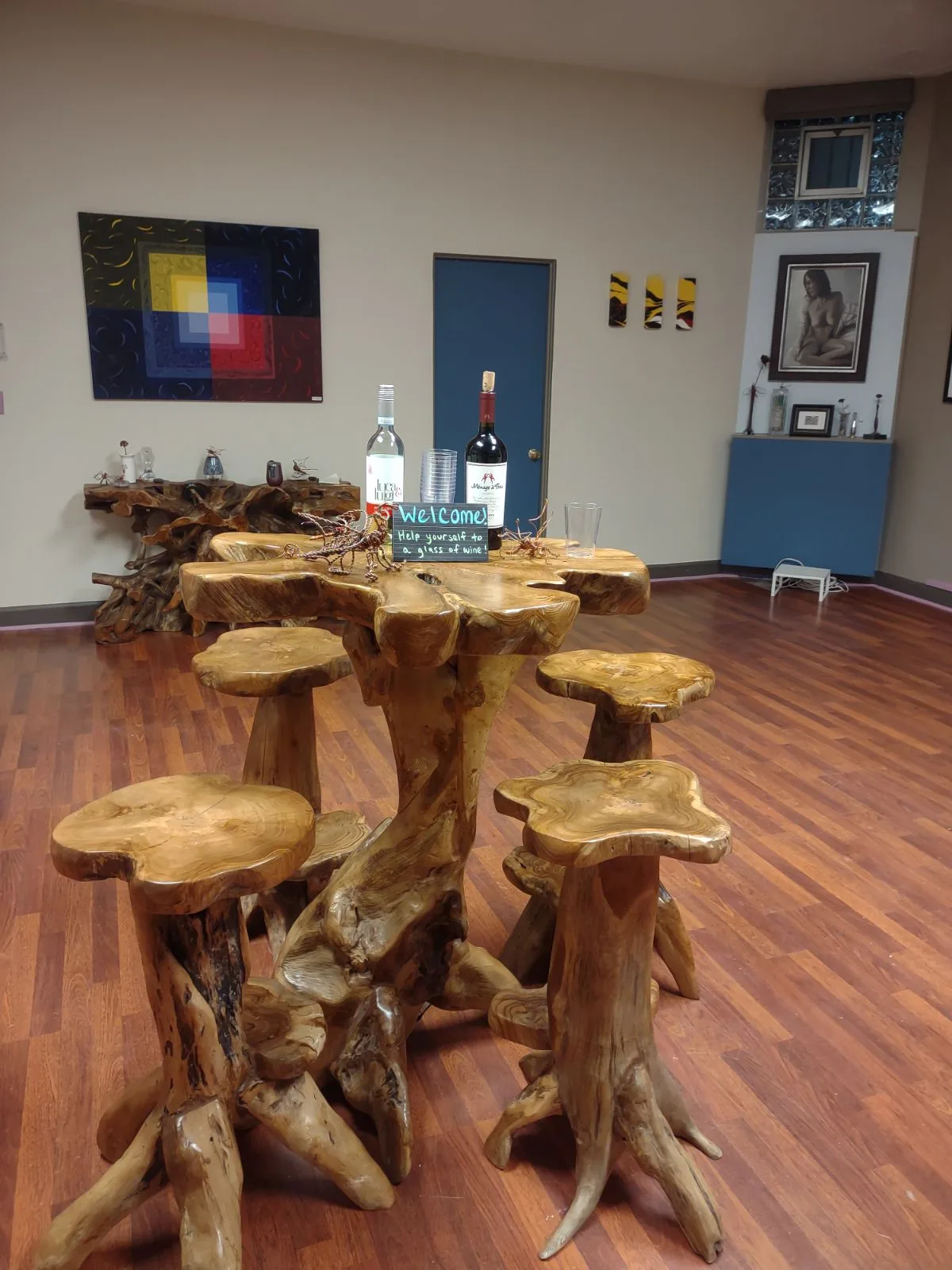 Spacious Contemporary Art Gallery in Chicago, 93 sqm, art exhibition, pop-up rental, additional interior view