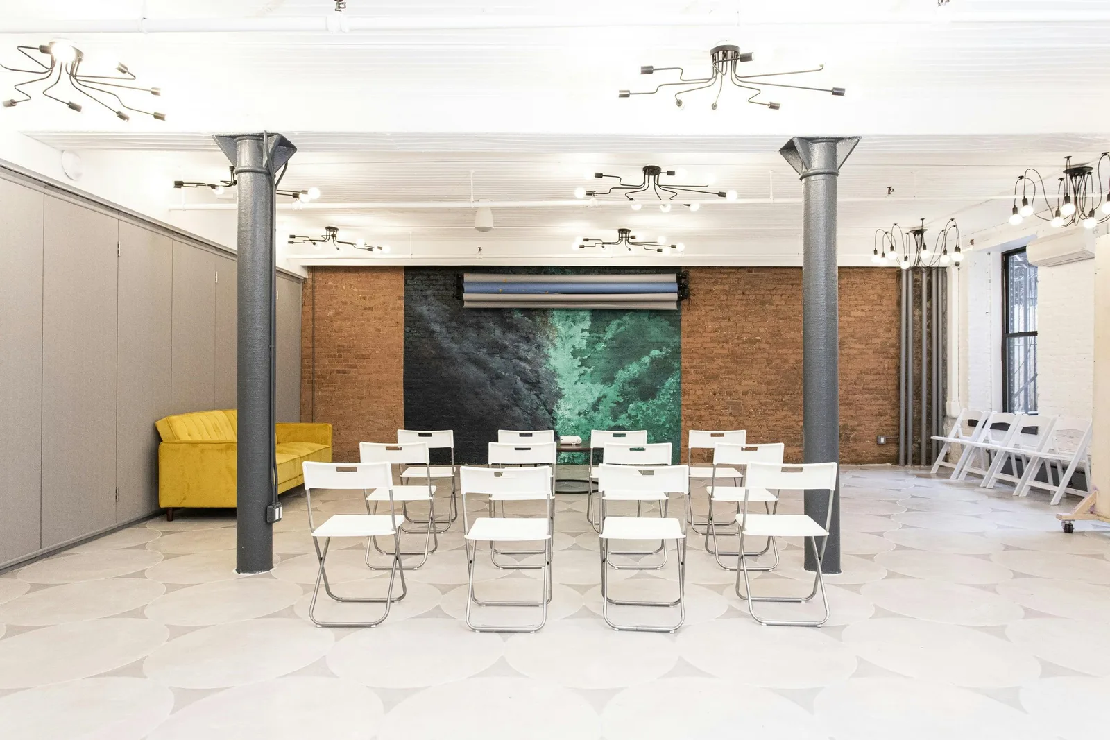 Spacious Daylight Studio and Event Venue on Orchard Street — 4